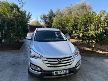 Cars: Hyundai santafe automatic