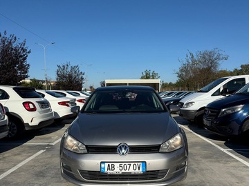 Cars: VW GOLF 7 507