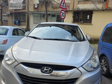 Cars: Hyundai tucson 