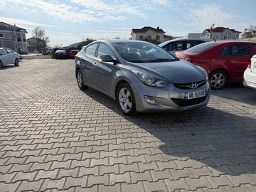 Cars: Hunday avante automatic