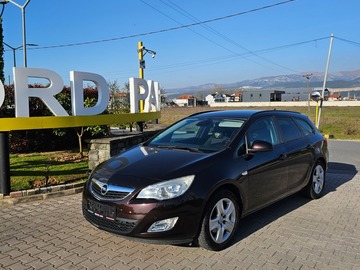 Cars: Opel Astra