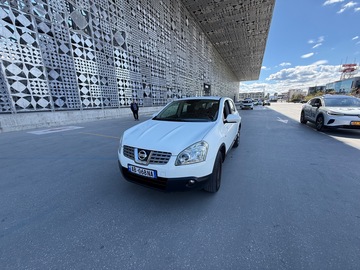 Cars: NISSAN QASHQAI AUTOMATIC DIESEL