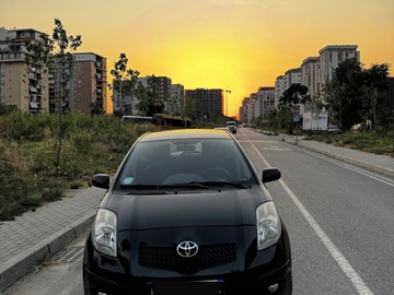 Cars: Toyota yaris