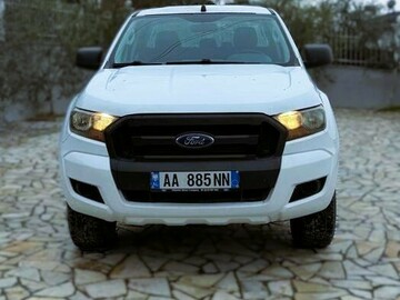 Cars: Ford Ranger 2015