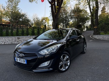 Cars: Hyundai I30  1.6