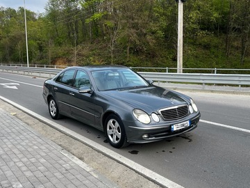 Cars: Benz E Class Automatic