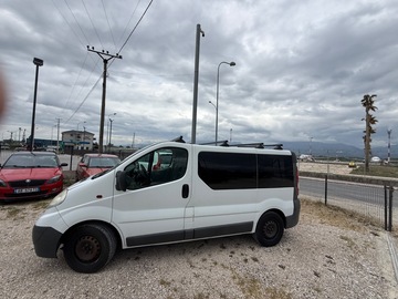 Cars: OPEL VIVARO  8+1 seats (you can drive with class B)
