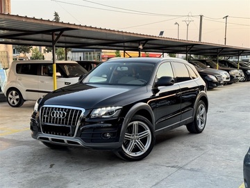 Cars: Audi Q5