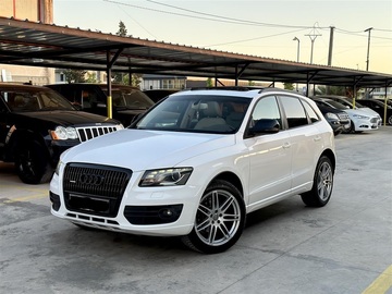 Cars: Audi Q5
