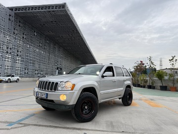 Cars: Jeep Grand Cherokee 334