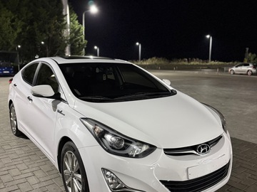 Makina: Hyndai Avante White