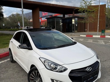 Cars: Hyundai i30