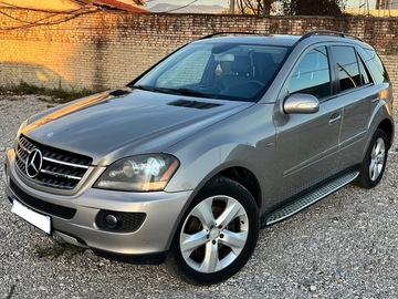 Cars: Mercedes Benz ML 350