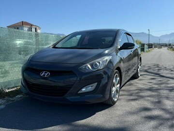 Cars: Hyundai i30