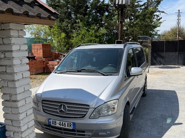 Cars: Mercedes Viano 