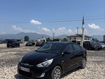 Cars: Hyundai accent 2017 (631)