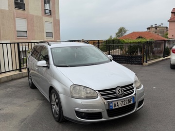 Cars: Volkswagen Golf Variant 