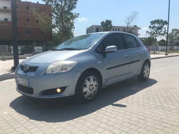 Makina: Toyota Auris manual 