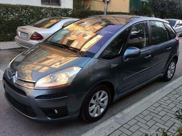 Cars: Citroen C4 Picasso 