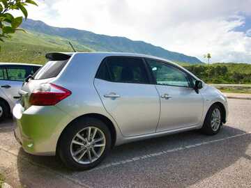 Makina: TOYOTA AURIS 