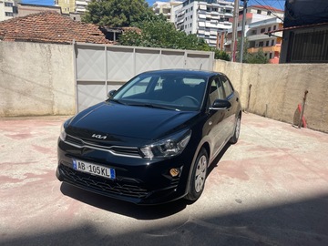 Auto: Kia Rio