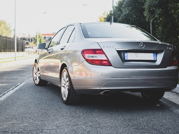 Cars: Mercedes Benz C Class